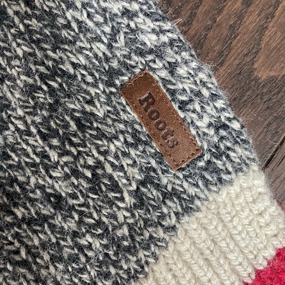 Roots sweater - Picture 2 of 3